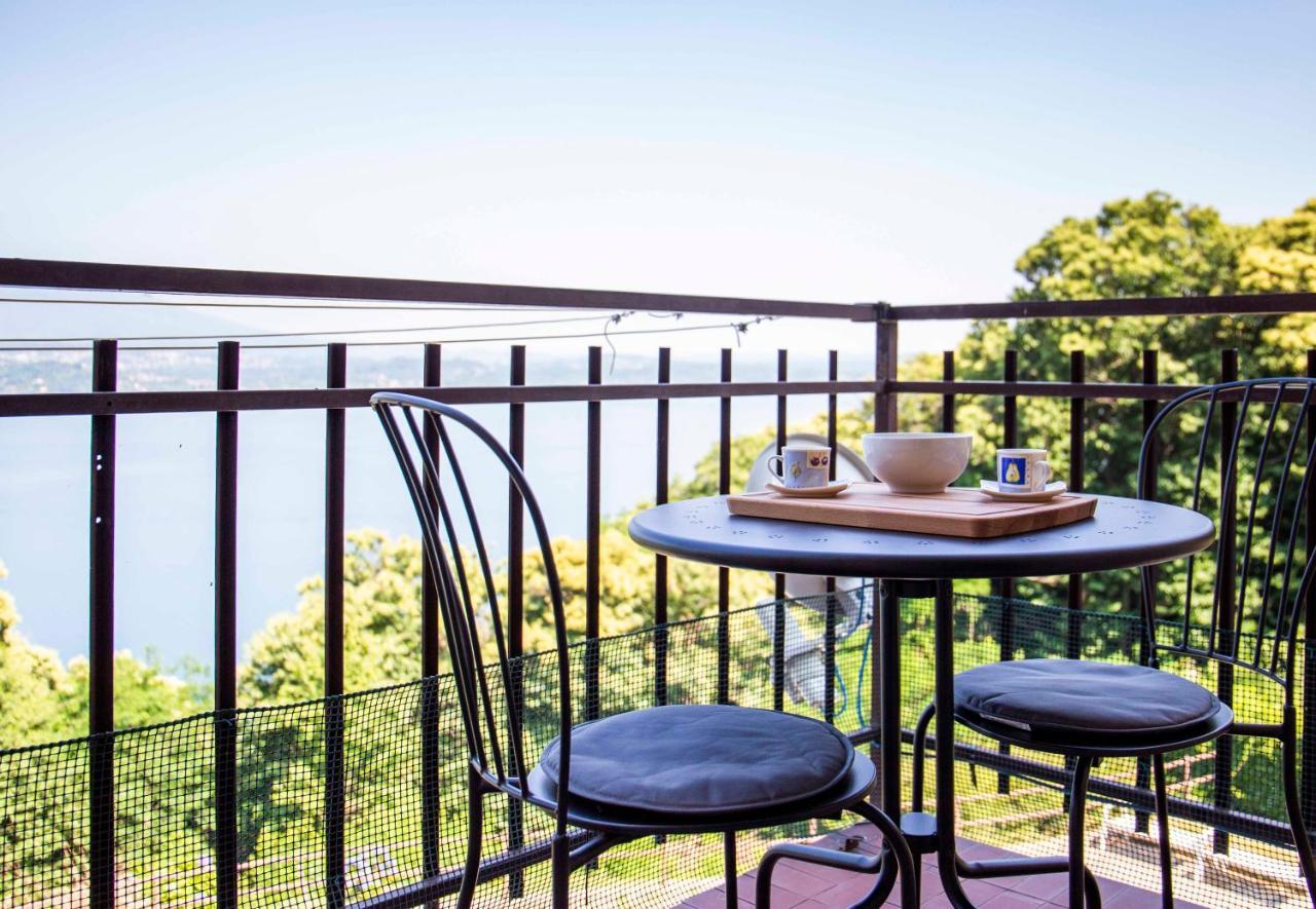 Cloud 9 - Apartment With Stunning Lake View Бельджирате Экстерьер фото