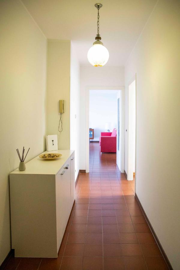 Cloud 9 - Apartment With Stunning Lake View Бельджирате Экстерьер фото